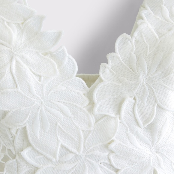 A&F Bra-free Lace Floral Mini Dress - Picture 7 of 7